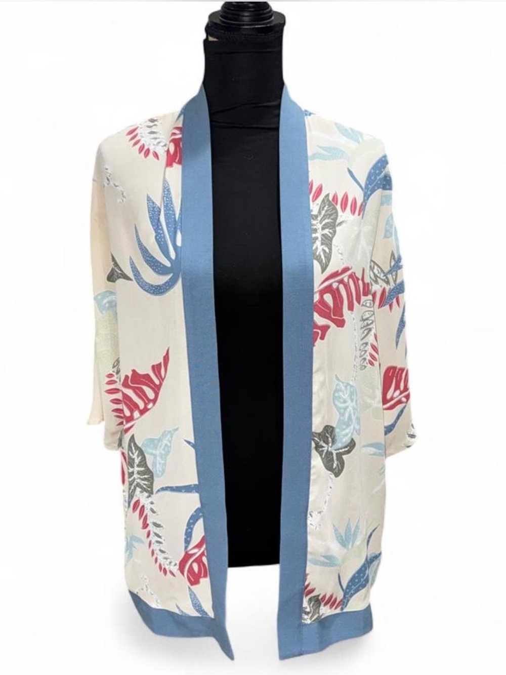 Drapers & Damons Floral Cream Kimono with Dusty Blue Trim